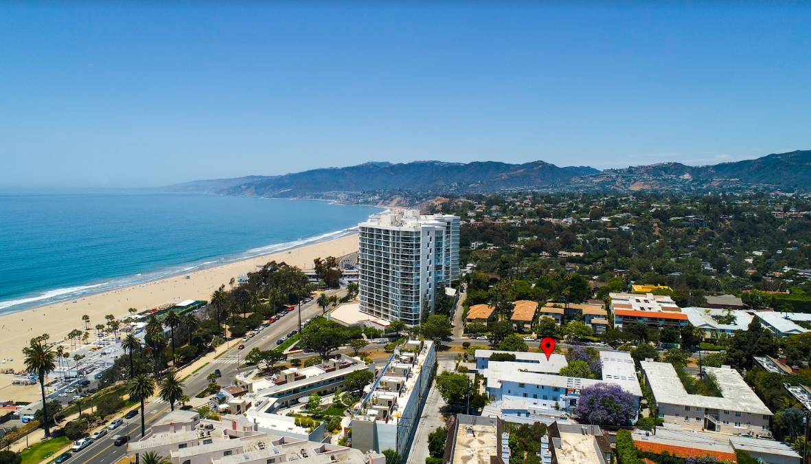 Charming 1 bedroom in Santa Monica, top floor — 134 C San Vicente Blvd, Santa Monica, CA 90402 — 1 bed, 1 bath, 670 sqft — for lease — photo 8