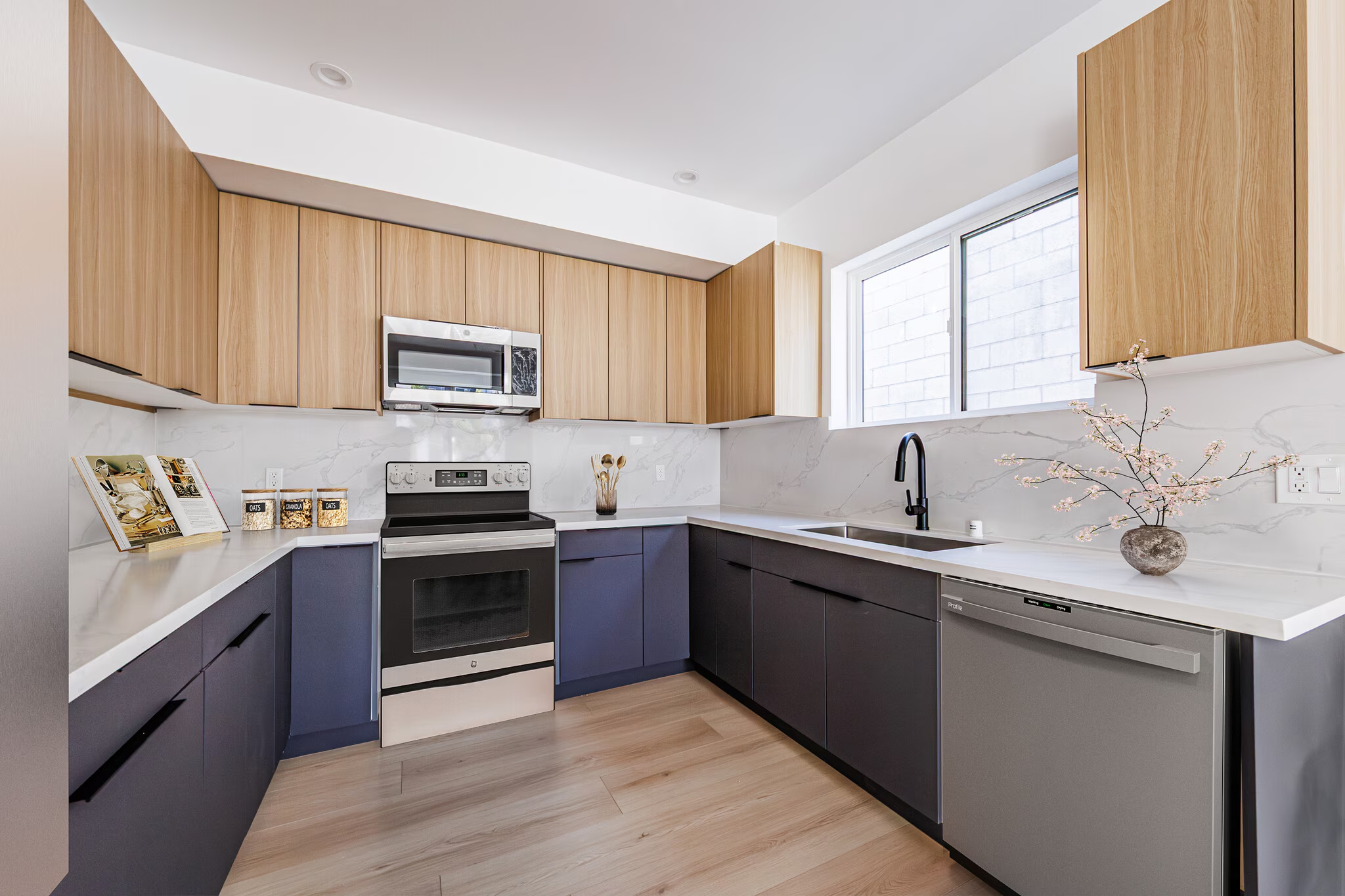 Rare New Construction Fourplex in Marina Del Rey — 13461 Beach Ave, Marina Del Rey, CA 90292 — commercial property — photo 3